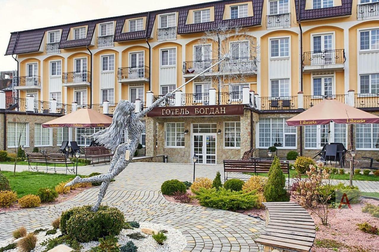 Hotel Bogdan Morsjyn Eksteriør bilde