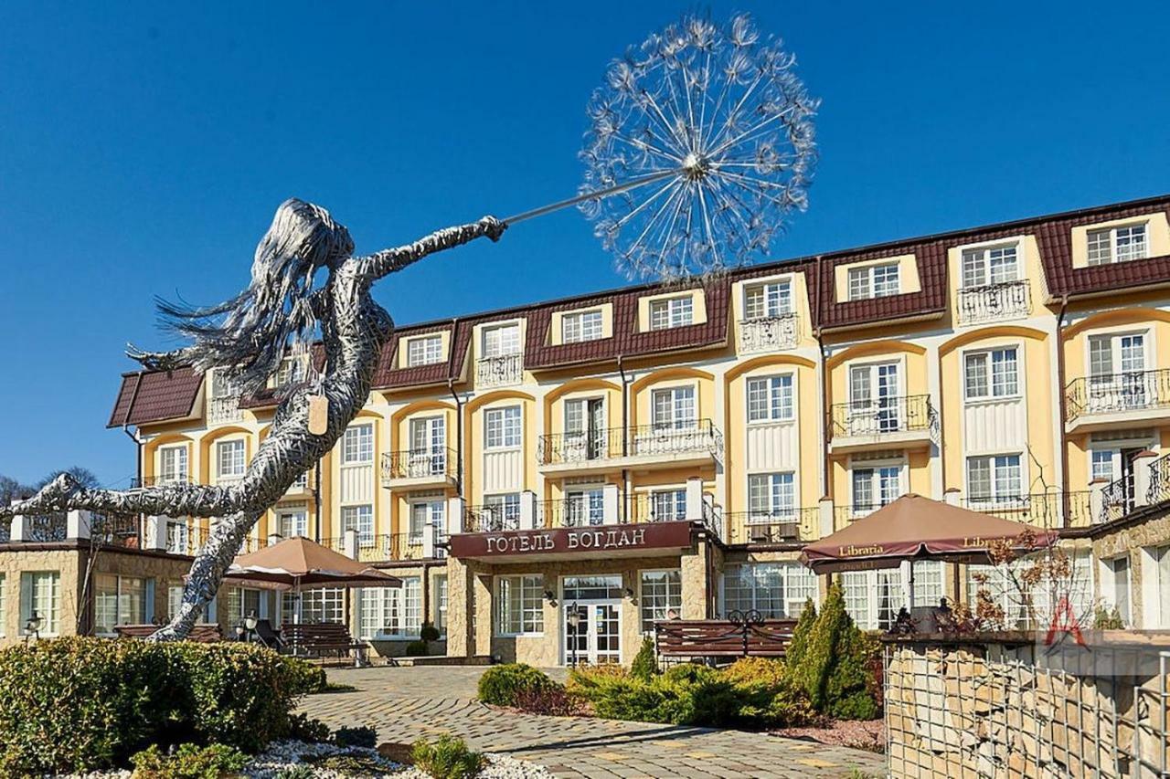 Hotel Bogdan Morsjyn Eksteriør bilde